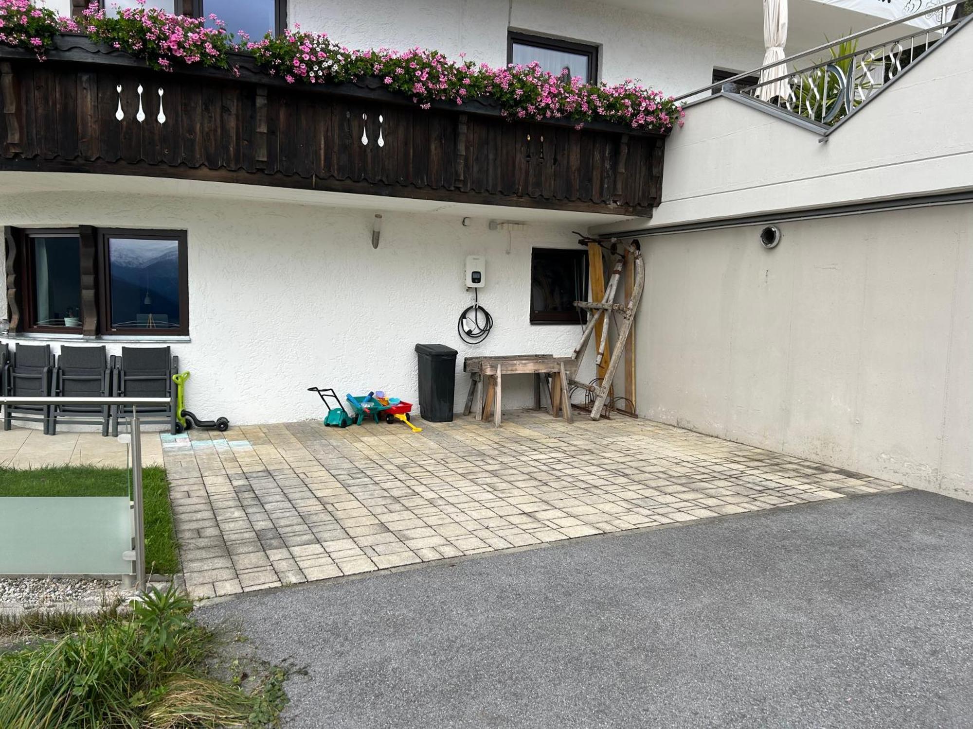 Koflers Ferienwohnungen Oberperfuss Extérieur photo